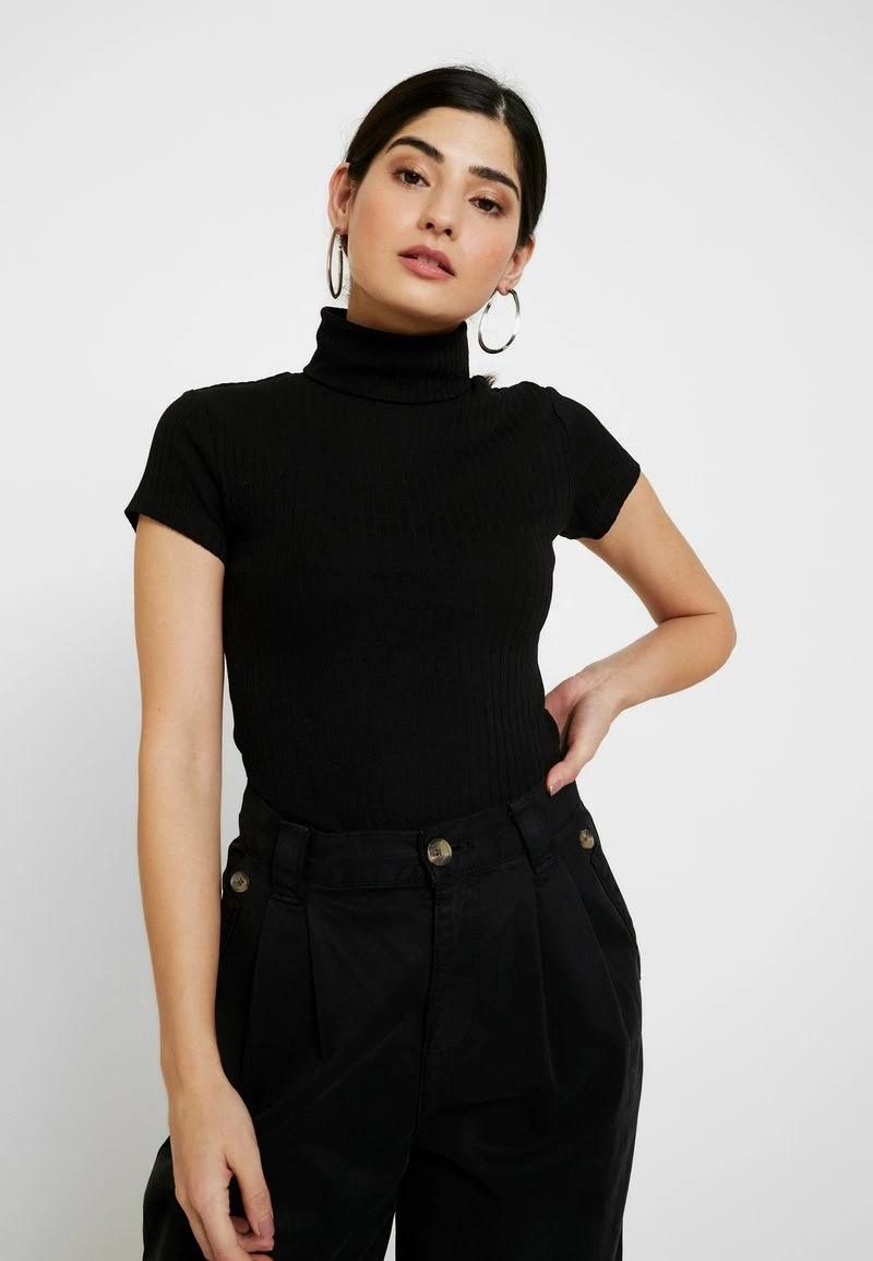 T-Shirt Print - Black 3 T-Shirt Print - Black