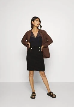 Anna Field Top - Black -Anna Field Store 12d2b34056604e1b9c847f75f87cdd01