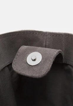 Anna Field LEATHER - Handtasche - Anthracite 11 Anna Field LEATHER - Handtasche - Anthracite -Anna Field Store 141ceb5f774c4f0785f2e54a09b817e1