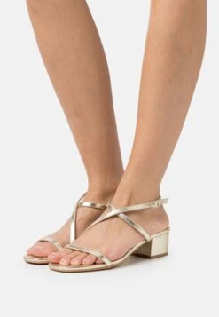 Ausgewählte Produkte 11 Riemensandalette - Gold