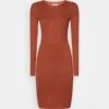 Anna Field CREW AUSSCHNITT RIPP TOP BODYCON MINI STRICKKLEID - Etuikleid - Brown 2 Anna Field CREW AUSSCHNITT RIPP TOP BODYCON MINI STRICKKLEID - Etuikleid - Brown -Anna Field Store 38de2f6e35c644b49d1c8060d1e77df3