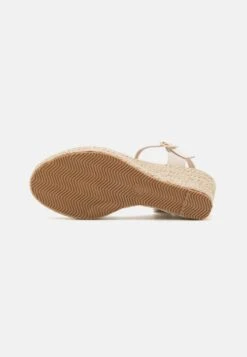 Anna Field Plateausandalette - Beige -Anna Field Store 3d5419e02da44fce8d882e816fd9fb67